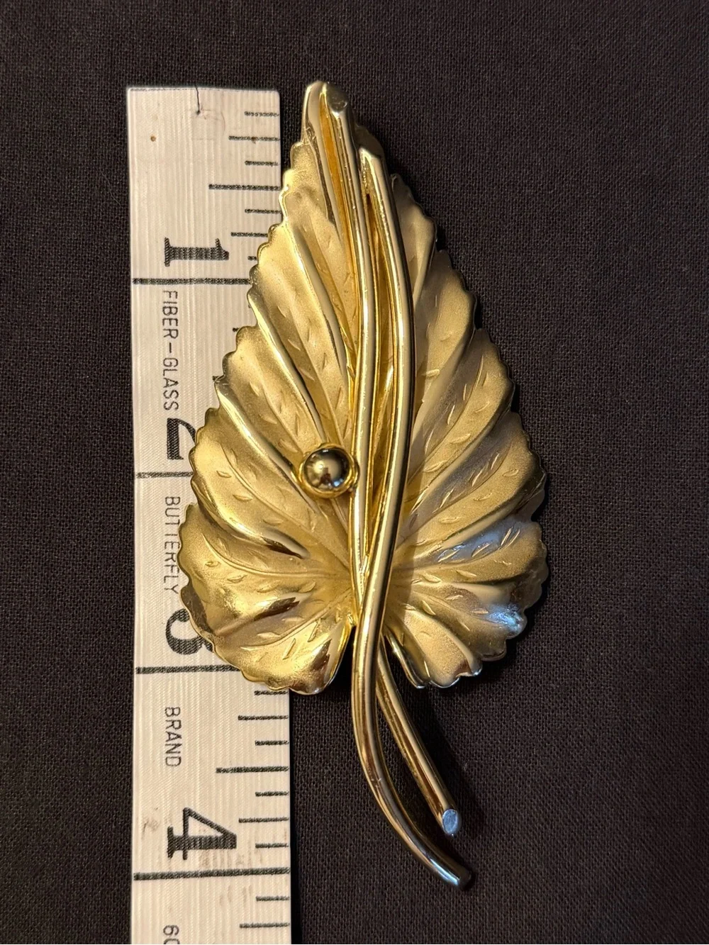 Large Gold Tone Leaf Brooch 4”